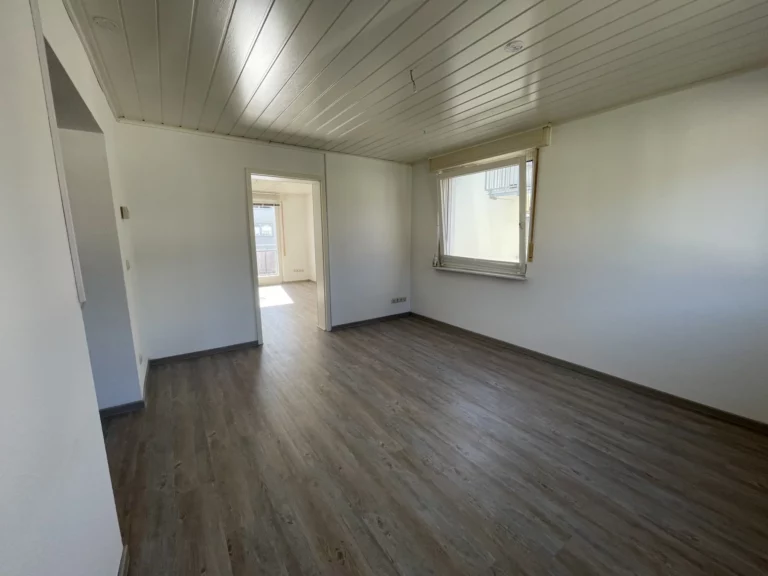 Esszimmer angrenzend zum Wohnzimmer